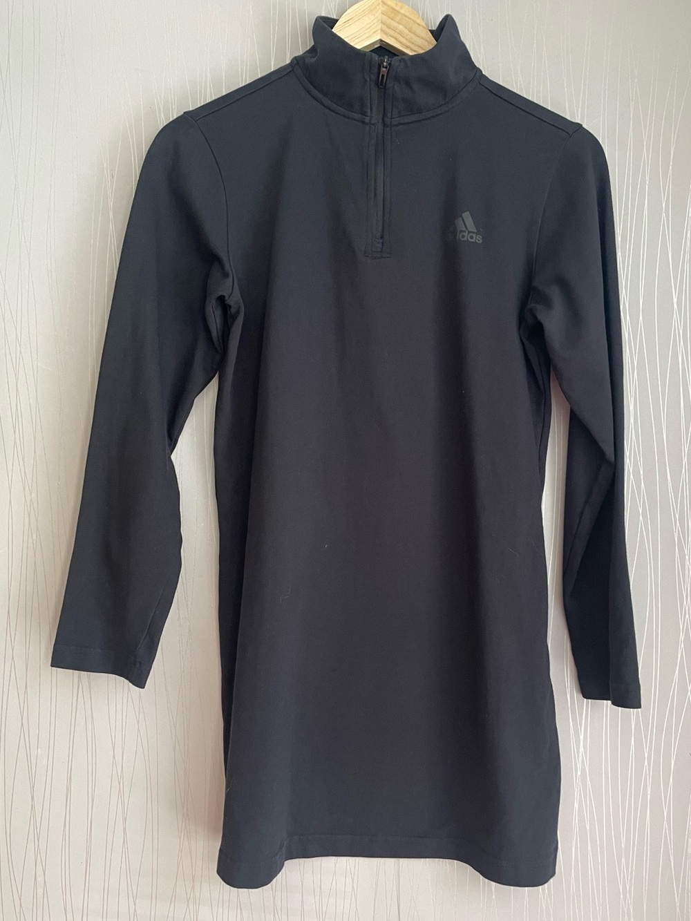 Adidas Women’s Black Quarter Zip Active Dress Size M Long Sleeve Athleisure - Picture 2 of 8